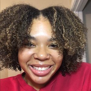 Meet your Posher, Kailah